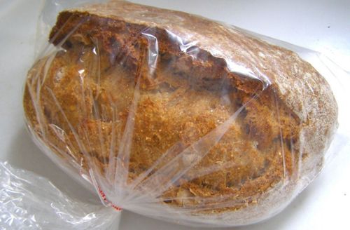 Хлеб на сохранении в пакете