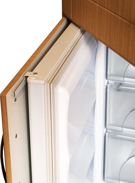 Обзор моделей встраиваемых холодильников Атлант