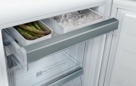 Морозильное отделение холодильника Whirlpool ART 9813A+SFS