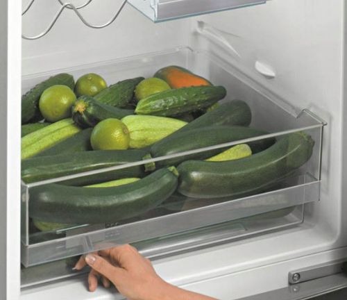 Ящик для огурцов в холодильнике